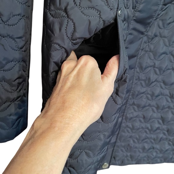 Novelti Quilted Navy Hooded Jacket-Size XS-NWT-Water Repellant-Thin-Lightweight - Picture 2 of 14